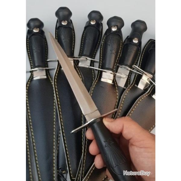Lots 20 couteaux parachutistes collection militaires