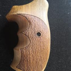 Plaquettes bois pour revolver