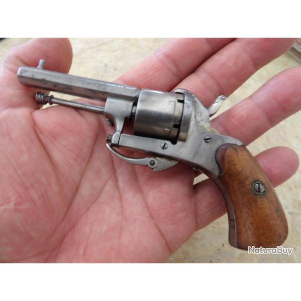 minuscule mini revolver Lefaucheux 5.5mm � broche fonctionnement plus que TB Belges armurier Paris
