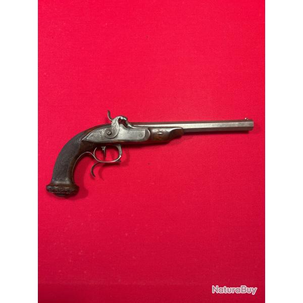 Pistolet ancien � poudre noire