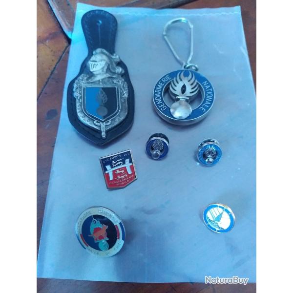 Lot m�daille gendarmerie pin's escadron