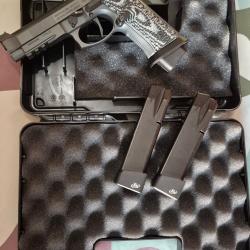 Pistolet Beretta 92XI Squalo cal.9mm Optic Ready