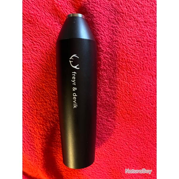 Mod�rateur freyr et devik ultimate silence 3D 200 FM