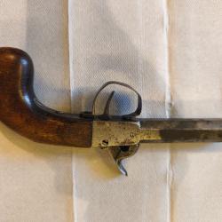 Pistolet de poche &agrave; coffre &agrave; percussion calibre 12 mm Saint-&Eacute;tienne 19e si&egrave;cle &agrave; restaurer