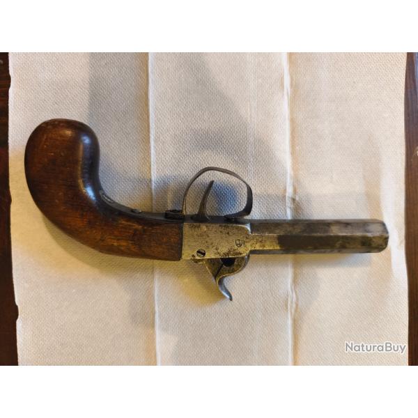 Pistolet de poche � coffre � percussion calibre 12 mm Saint-�tienne 19e si�cle � restaurer