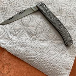 COUTEAUX PLIANT DE TYPE LAGUIOLE