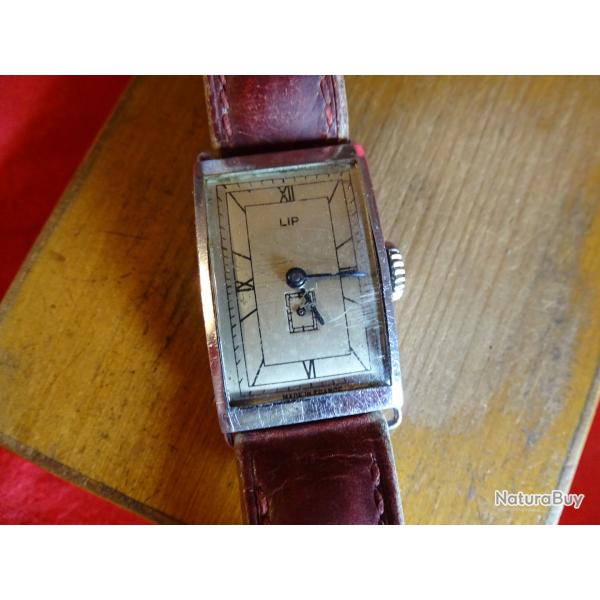 Montre Lip T18 ,  boitier acier,  bracelet cuir,  num�rot�e , et parfaitement fonctionnelle