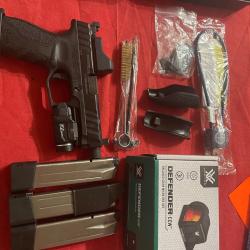 Stoeger str9s combat 9 mm tout &eacute;quip&eacute; point rouge vortex+vector lampe torche et lampe torche laser