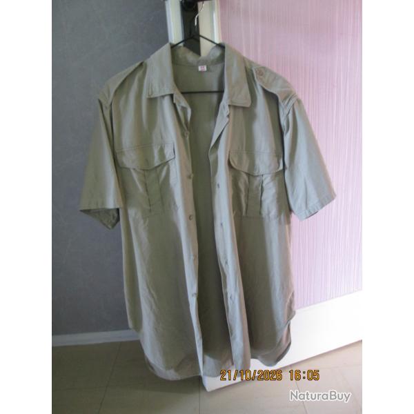 2 CHEMISETTES MILITAIRES