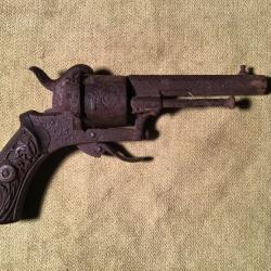 REVOLVER  &Agrave; BROCHE. FABRICATION LI&Eacute;GEOISE cal 7mm