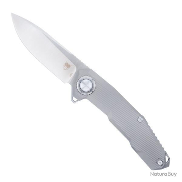 Couteau Cobratec Barracuda Lame Acier M390 Manche Titanium Gris Button Lock CBTBRCDNSBL