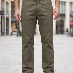 AXXANO AE1150K -- Pantalon droit kaki : confort naturel et coupe classique 44