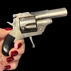 MAGNIFIQUE ET ATYPIQUE REVOLVER TOP BREAK calibre 320