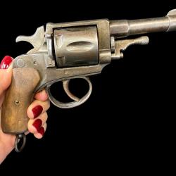 EXCELLENT REVOLVER calibre 8mm92