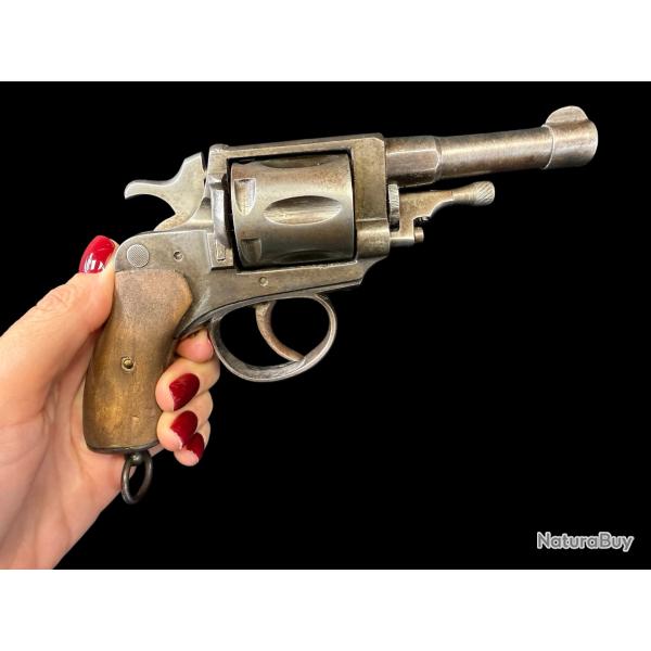 EXCELLENT REVOLVER calibre 8mm92