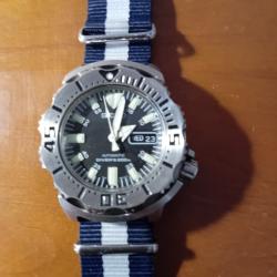 Montre SEIKO Black Monster Scuba