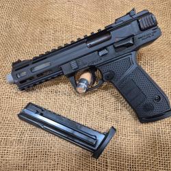 Pistolet Beretta B22 JAGUAR TAC Metal Noir cal .22LR canon filet&eacute;