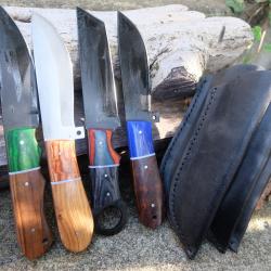 LOT DE 4 Couteau Tactical Urbain Lame Drop Acier Carbone 1055 Manche Bois/R&eacute;sine Etui Fab Artisanale