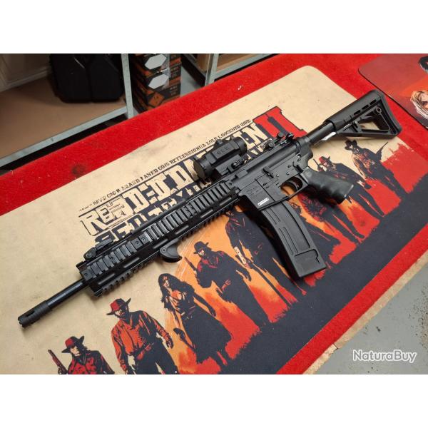 CHIAPPA M FOUR 22 CAL. 22 LR EN EXCELLENT ETAT / 30 COUPS + POINT ROUGE + 2 CHARGEURS SUPP