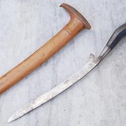 Couteau traditionnel Asie Sud-Est&nbsp;&nbsp;golok,&nbsp; parang,&nbsp;Kriss, Hulu Puntung XIXe&nbsp;SCN25DAG003