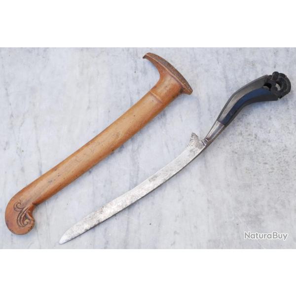 Couteau traditionnel Asie Sud-Est��golok,� parang,�Kriss, Hulu Puntung XIXe�SCN25DAG003