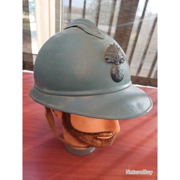 Casque Adrian M15 d'infanterie 14-18 - Coque authentique restaur�e pour vitrine