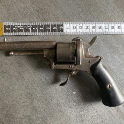 Revolver &agrave; broche type Lefaucheux 7mm