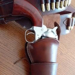 Colt Single Action Army 1873 Uberti SAA 45 LC 4 3/4