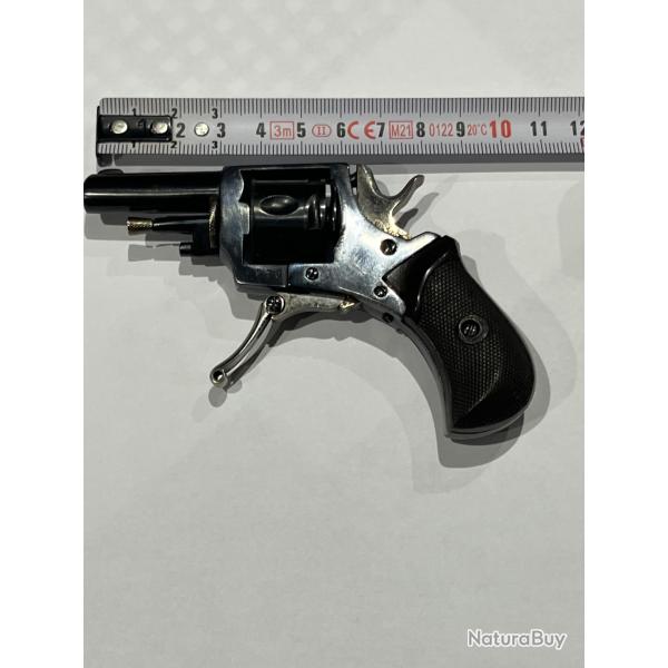 revolver puppy 22 short  Li�geois  (fabrication 1894/1914) matching number, �change possible