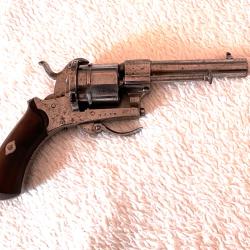 R&eacute;volver Lefaucheux &agrave; broche calibre 7 mm - Li&eacute;geois XIXe si&egrave;cle
