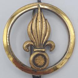 Ancien insigne de b&eacute;ret L&eacute;gion Etrang&egrave;re (Ann&eacute;e 61).