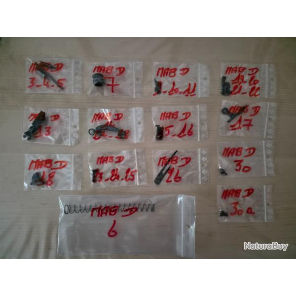 Lot de pi�ces pour MAB D