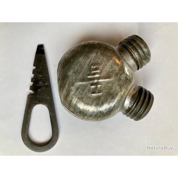 Burette et clef pour Mosin-Nagant.