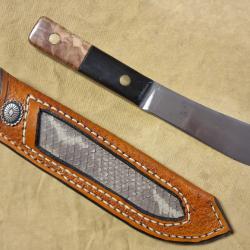 Couteau Hilmar s&eacute;rie "GREEN RIVER TRIBUTE" skinner corne - buis