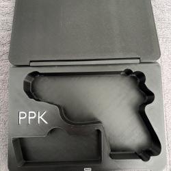 Bo&icirc;te de rangement pistolet pkk , neuf jamais utilis&eacute;