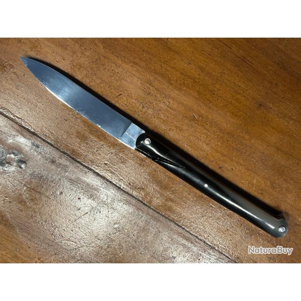 Laguiole en Aubrac, mod�le droit lame 10 cm