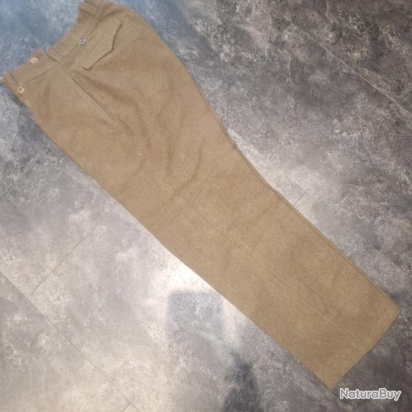 Pantalon de soldat fran�ais �poque Indochine et Alg�rie.