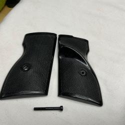 Plaquette d'origine plastique  pour pistolet FEG PA-63