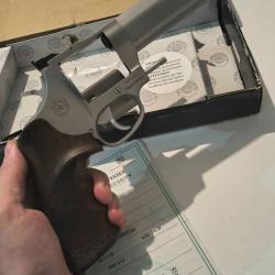 Taurus 627 tracker 357 magnum occasion