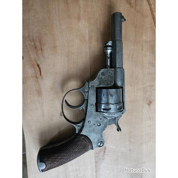 Revolver 1873
