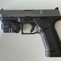 Super Prix ! Pistolet Luger MC9 - Noir / Gris - 9MM - 15+1 coups - Etat exceptionnel