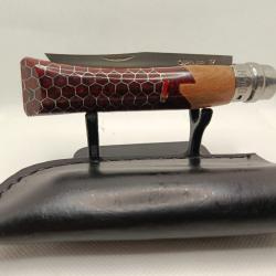 13 - Opinel N&deg;8 custom rouge - Inox - Pour vitrine - &Eacute;tui cuir offert