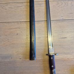 Ba&iuml;onnette suisse Mod&egrave;le 1889/99 ou Mod&egrave;le 1889/11 avec fourreau lame 380mm