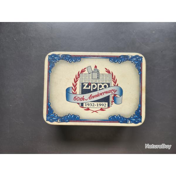Coffret m�tal collector Zippo 60e anniversaire (1932-1992)