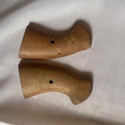 paire de plaquettes de crosse en bois pour revolver
