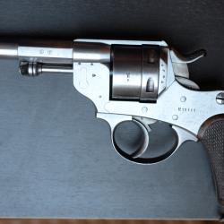 revolver r&eacute;glementaire 1873