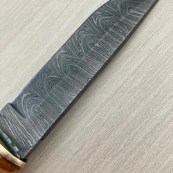 Couteau artisanal lame en damas de 12cm