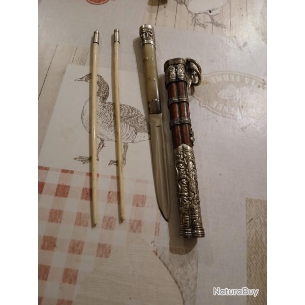 Couteau et ensemble de voyage d'Asie avec baguettes et �tui d�cor�