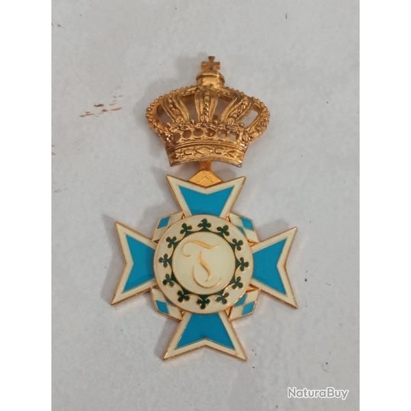 Militaria Allemand Insigne Ordre de Th�r�se de Bavi�re Reproduction