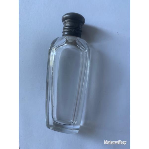Flacon � sels. Cristal argent
